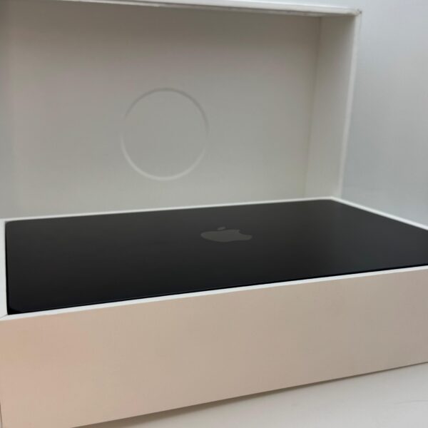 MacBook Air 13" M3 8Gb 256Gb Midnight Boite Ouverte 5 Cycles – Image 4