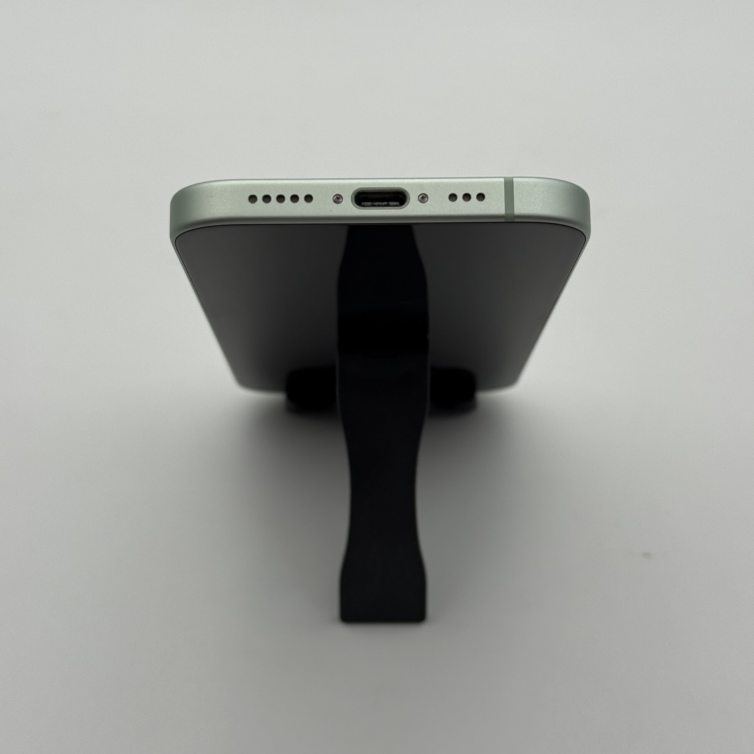 iphone 15 green