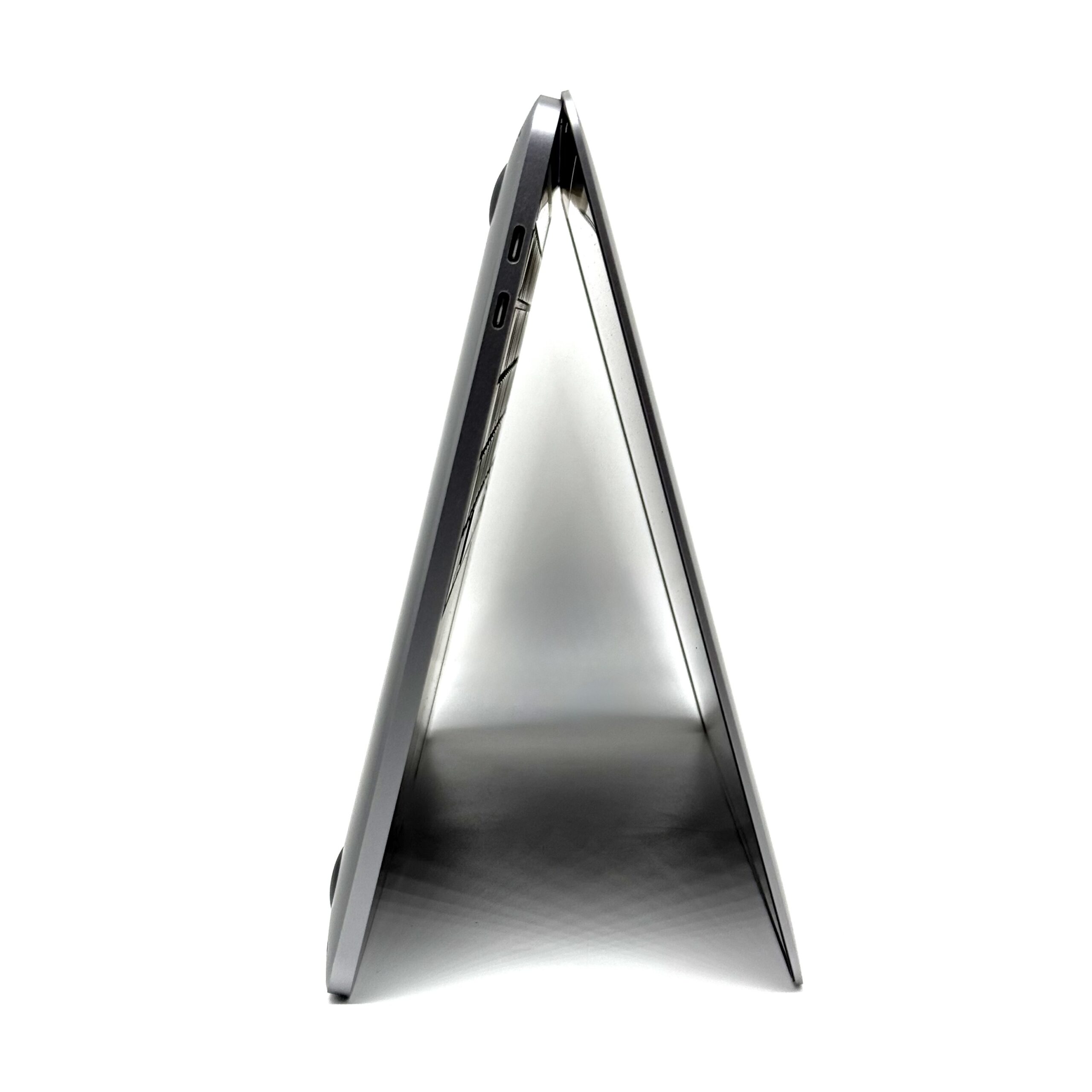 MacBook Pro M1 13.3" 18Go 256 Go Gris sidéral Occasion – Image 5