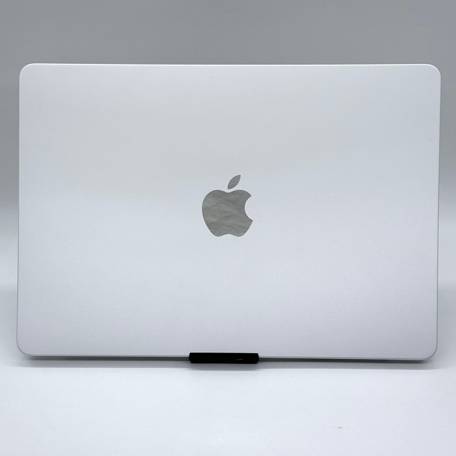 MacBook Air M4 13" 16Go 256 Go Argent boite ouvert – Image 3