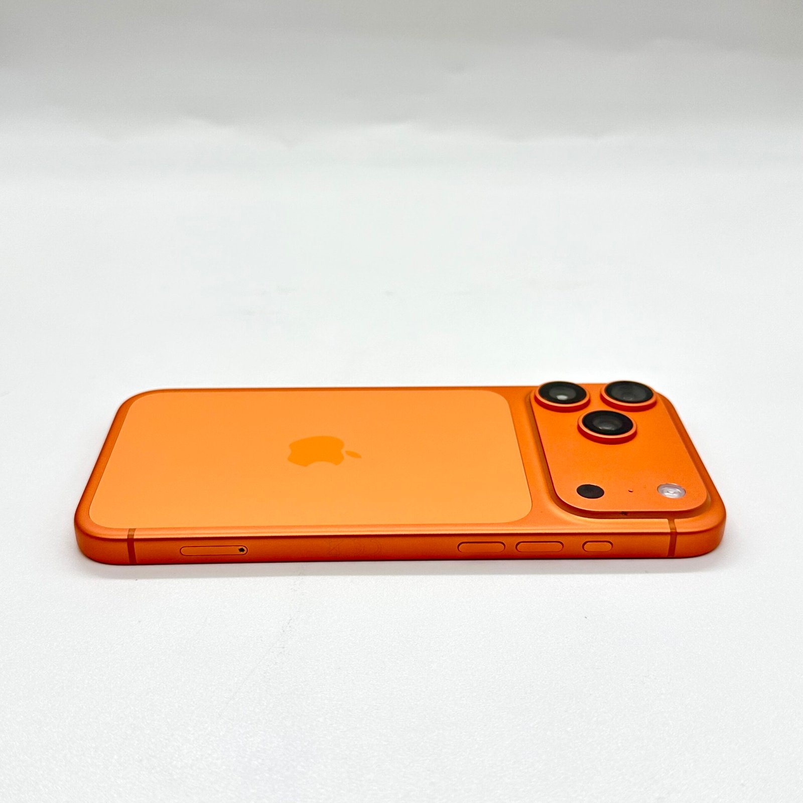 iPhone 17 Pro Max 512 Go Orange Occasion (Batterie 100%) – Image 4
