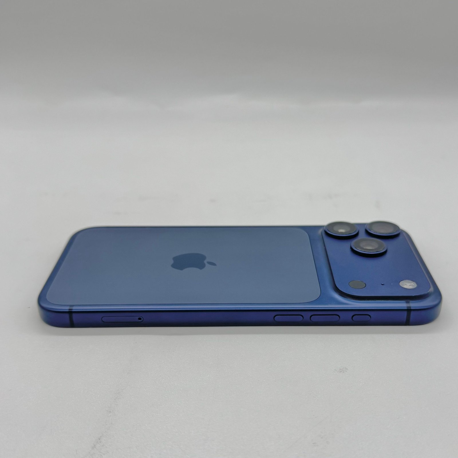 iPhone 17 Pro Max 256 Go Bleu Occasion (Batterie 100%) – Image 5