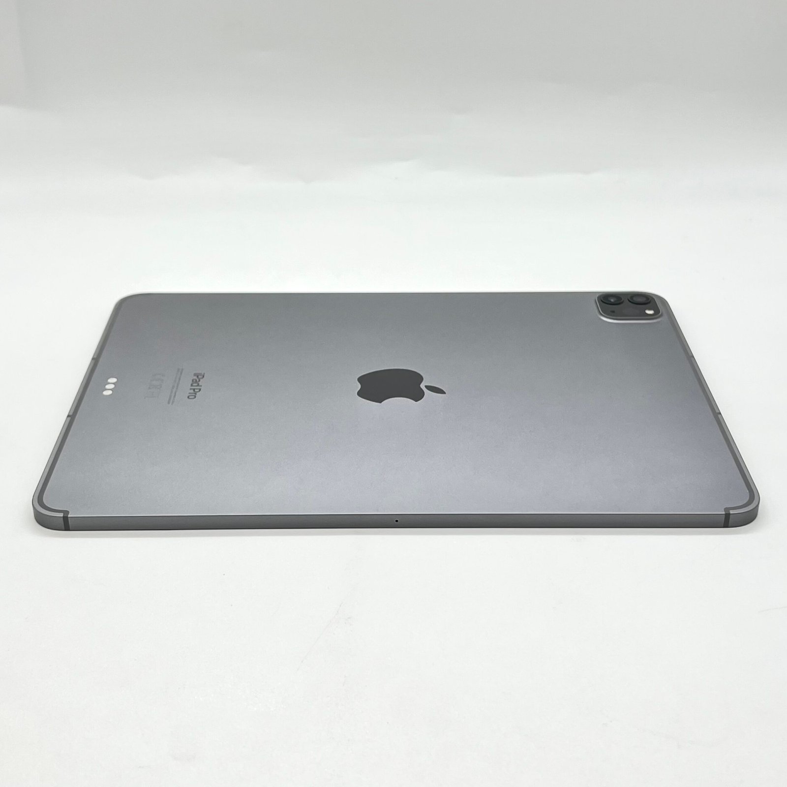 ipad pro m2 right side