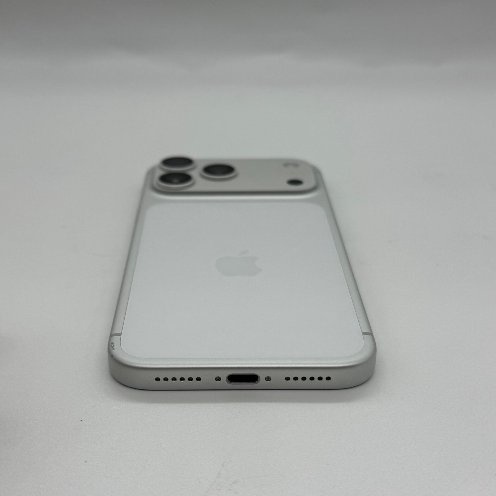 iPhone 17 Pro Max 512 Go Argent Occasion (Batterie 100%) – Image 6