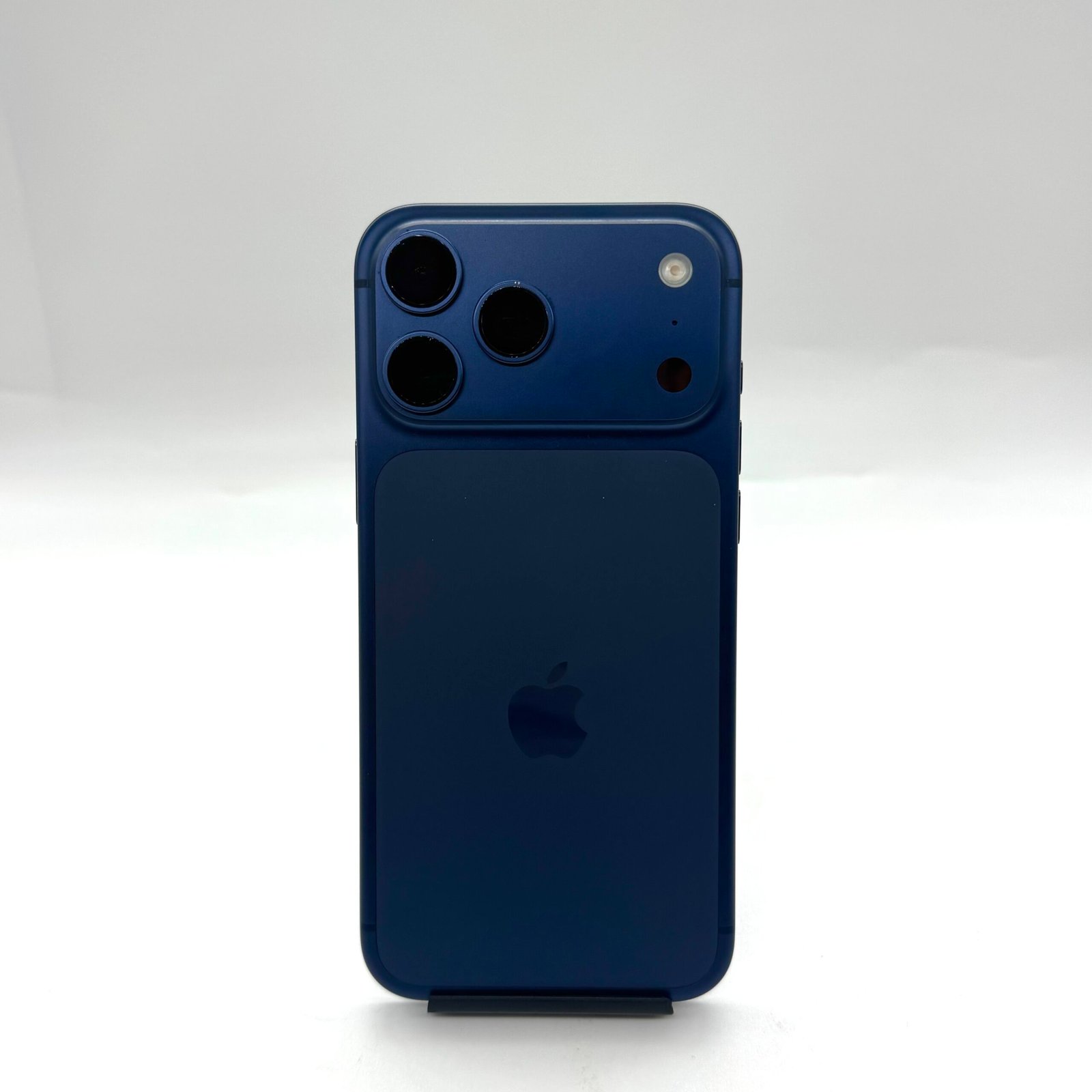 iphone 17 pro max bleu occasion