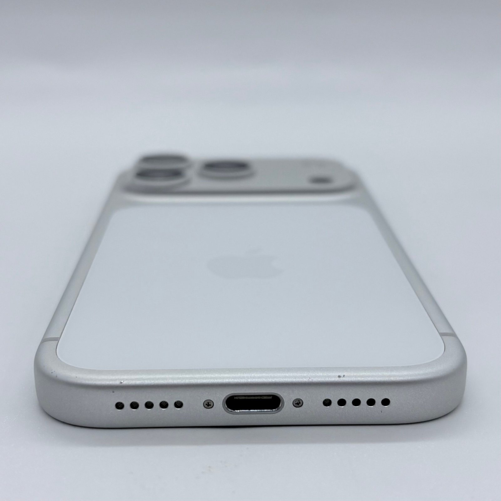 iPhone 17 Pro Blanc E-Sim 256 Go Occasion (Batterie 100%) – Image 6