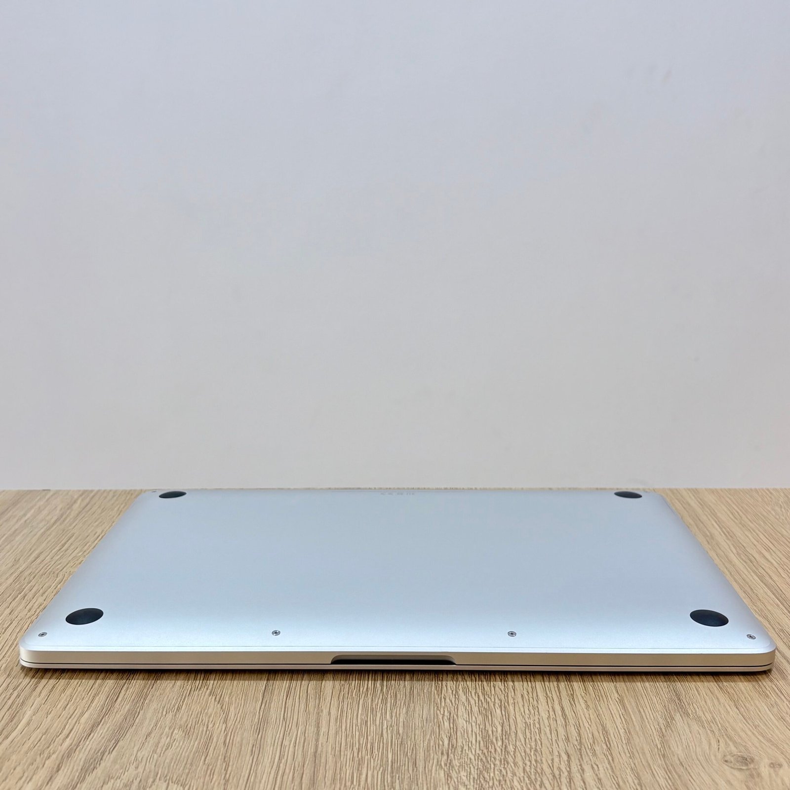 Macbook Pro M2 13" 8/256 Argent Occasion (Batterie 95%) – Image 6