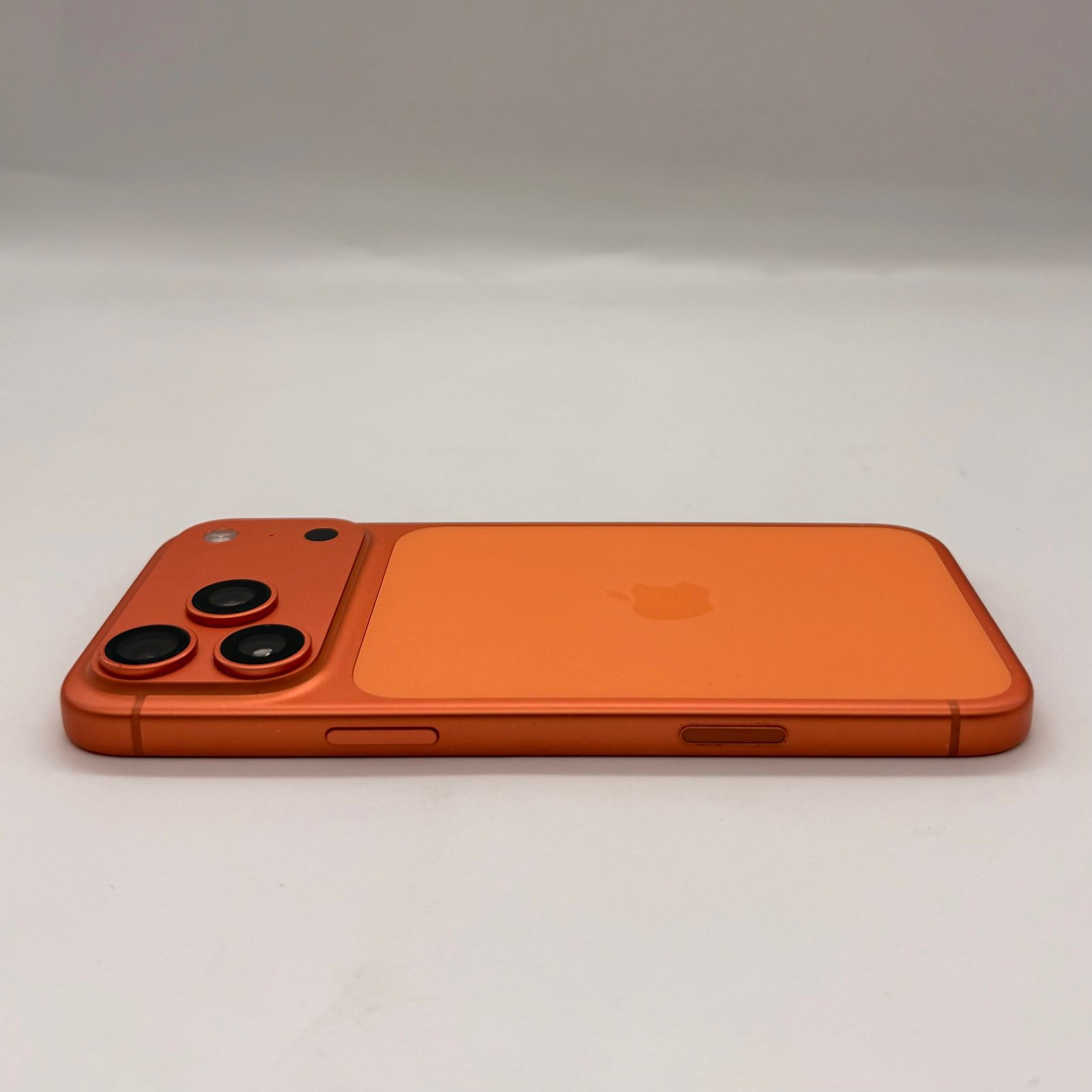 iPhone 17 Pro Max 256 Go Orange Occasion (Batterie 91%) – Image 3