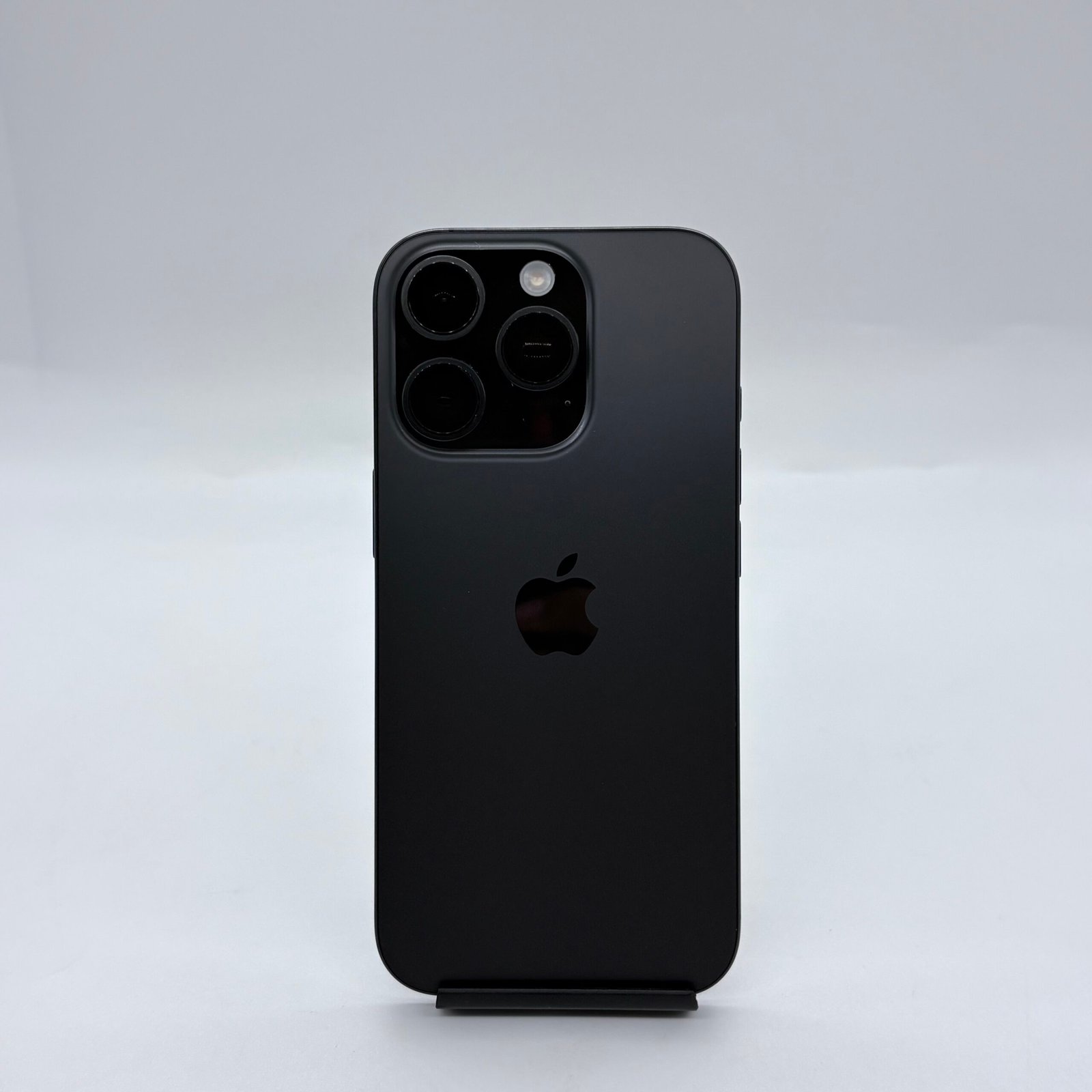 iPhone 16 Pro 256 Go Noir eSIM Occasion (Batterie 90%) – Image 2