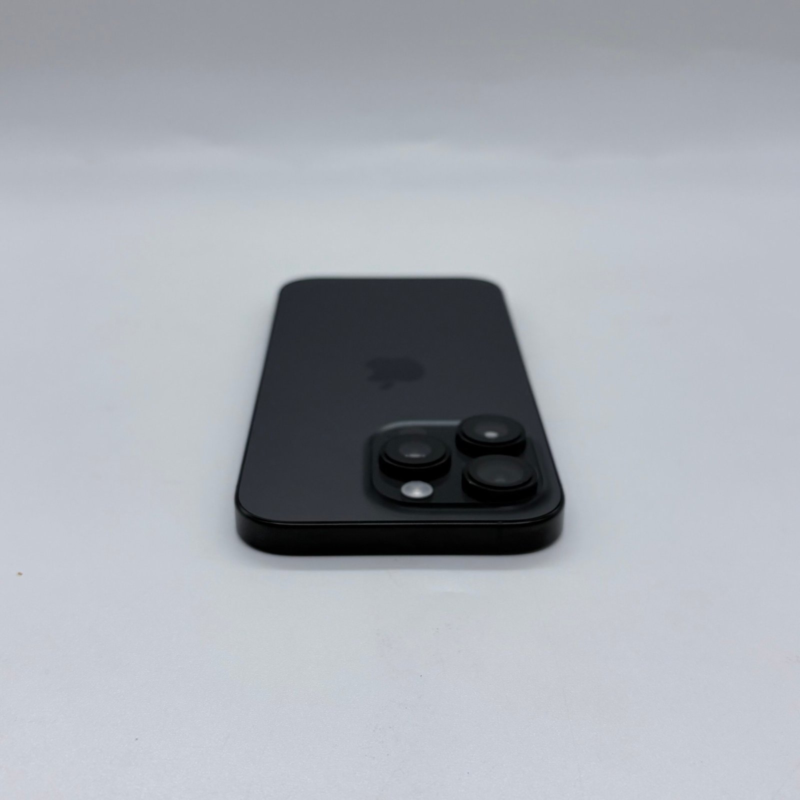 iPhone 16 Pro 256 Go Noir eSIM Occasion (Batterie 90%) – Image 5